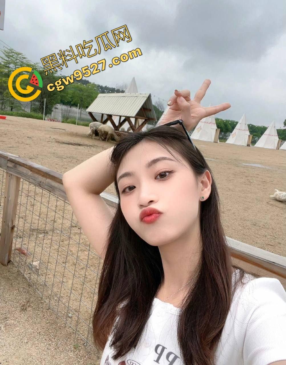 河北唐山新婚人妻【吴蕾云】出轨成瘾！结婚仅半年被老公发现后离婚，与奸夫吃奶操穴视频流出，风骚至极！-5