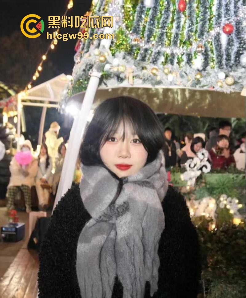 瓜友爆料!中国农业大学反差校花【赵伊】性爱视频曝光,舔棒挨操淫骚浪叫,全程露脸大奶子晃个不停。-3