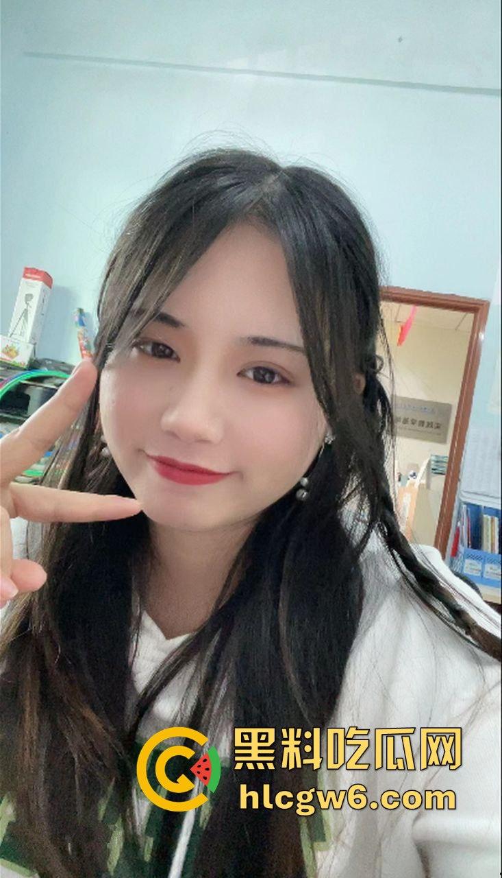 销售冠军到底怎么来的？重庆女销售『李莉』为拿单陪甲方喝到崩溃，甲方抠逼直言吃鸡口爆就签单，执行力直接拉满！-1