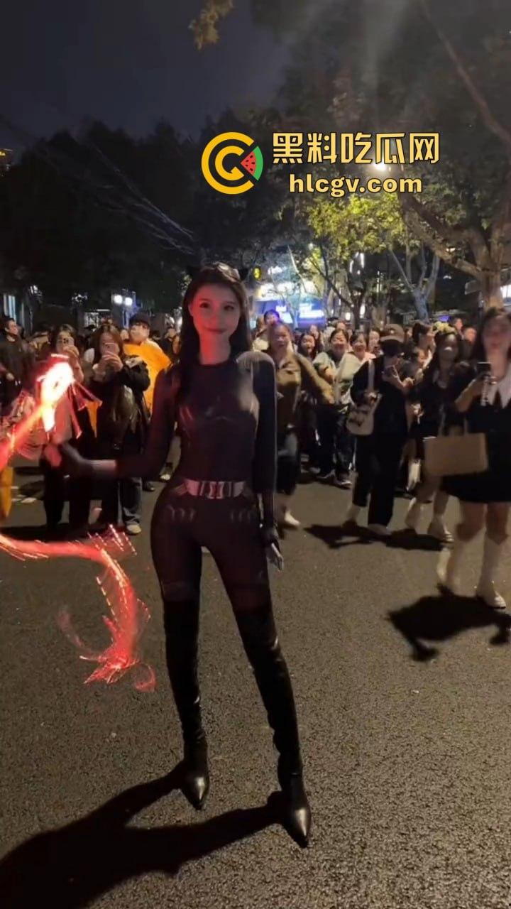 魔都万圣节夜晚骚鸡满街遍布，COS服装养眼又勾魂！上海这波夜生活『许文强』都说真香！-16