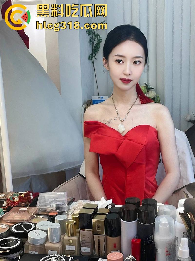 浙江杭州刚新婚的淫妻【吴梦雪】,做护士的肥臀母狗,和主任医师偷情,被老公发现曝光!-2