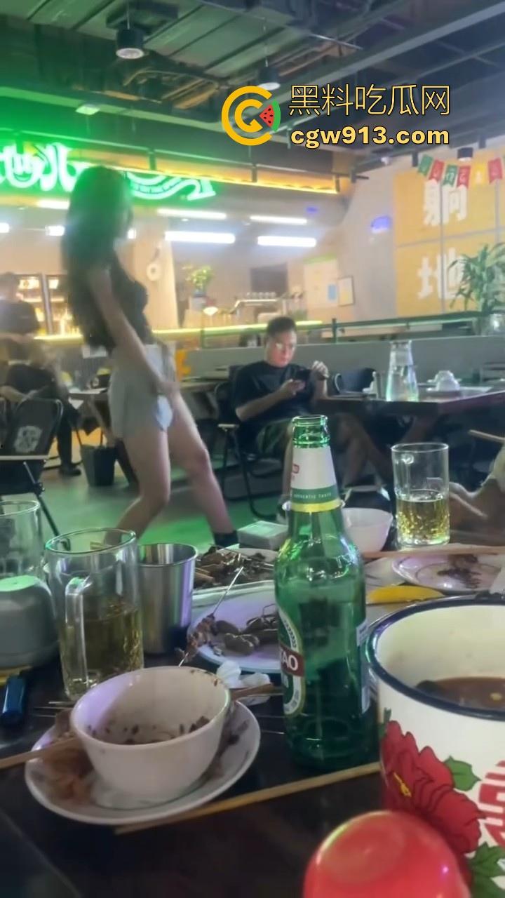 朋友聚会偶遇妖娆舞蹈老师，性感辣舞跳的鸡巴都硬邦邦的，果断重金拿下，无套猛插内射狠狠发泄！-2