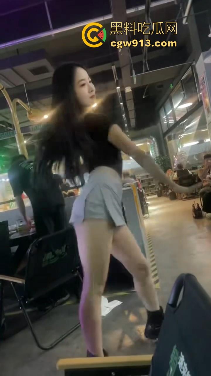 朋友聚会偶遇妖娆舞蹈老师，性感辣舞跳的鸡巴都硬邦邦的，果断重金拿下，无套猛插内射狠狠发泄！-4