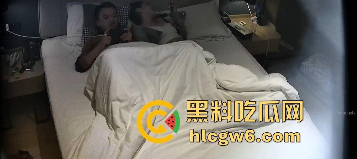 桔子水晶酒店S级颜值极品美女被偷拍，蜜桃臀骑到榨干，巨乳怼脸全程骚话连连，性瘾爆发玩到腿软！-8