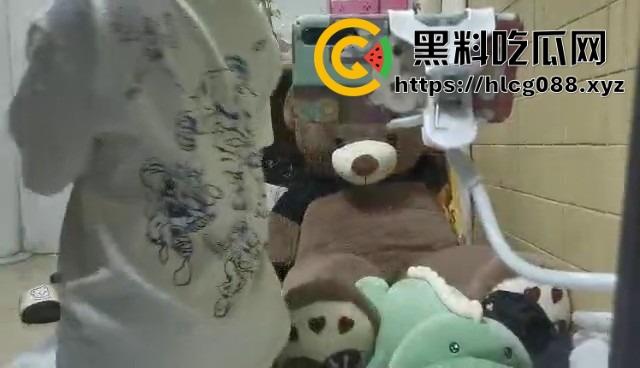 阜阳小骚狗反差烂货【张涵余】嫩脸勾人,背地里逼洞被男人捣烂,男友连毛都没碰过!-7