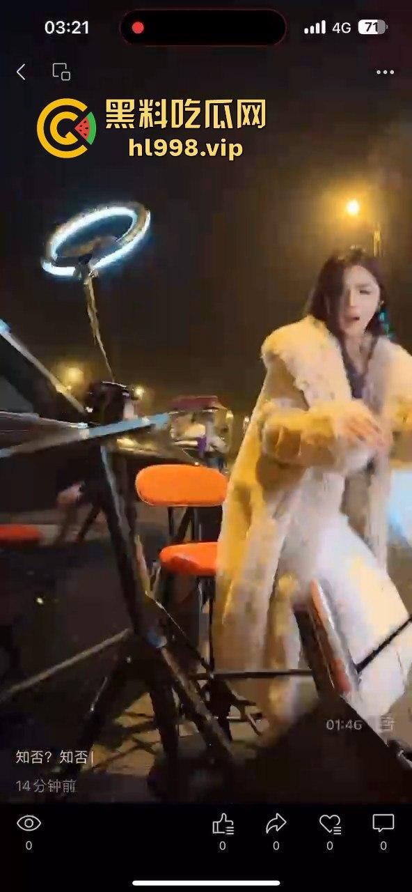 建材大佬狂上天!开七系跑到直播现场,口出狂言要睡主播,没人理还开车撞场!-9