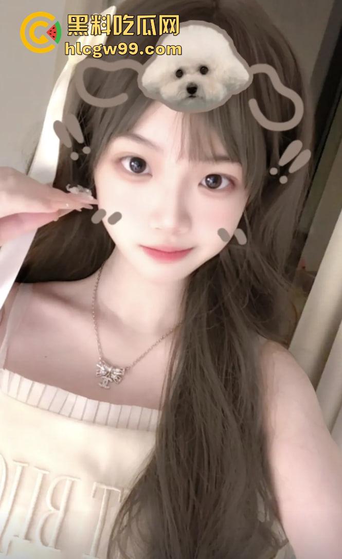 舔狗的梦炮友的床,抖音骚婊『绵绵小蛋糕』绿了兄弟,自己在床上被人操得高潮不断爽的翻白眼!独家曝光!-4