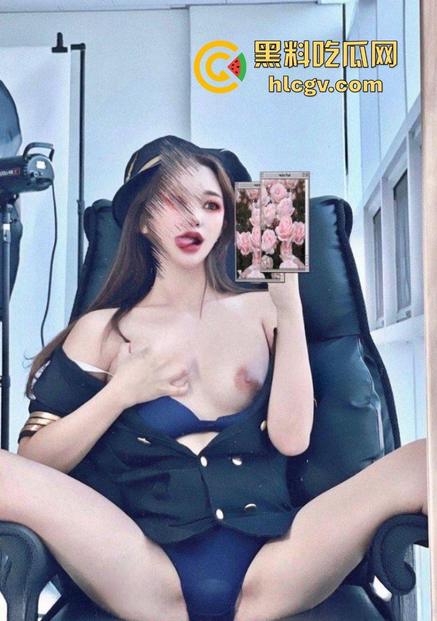 工作累了火气大？看看OF高颜值反差婊【女王】最新福利！前凸后翘，妥妥的泄欲神器！-11