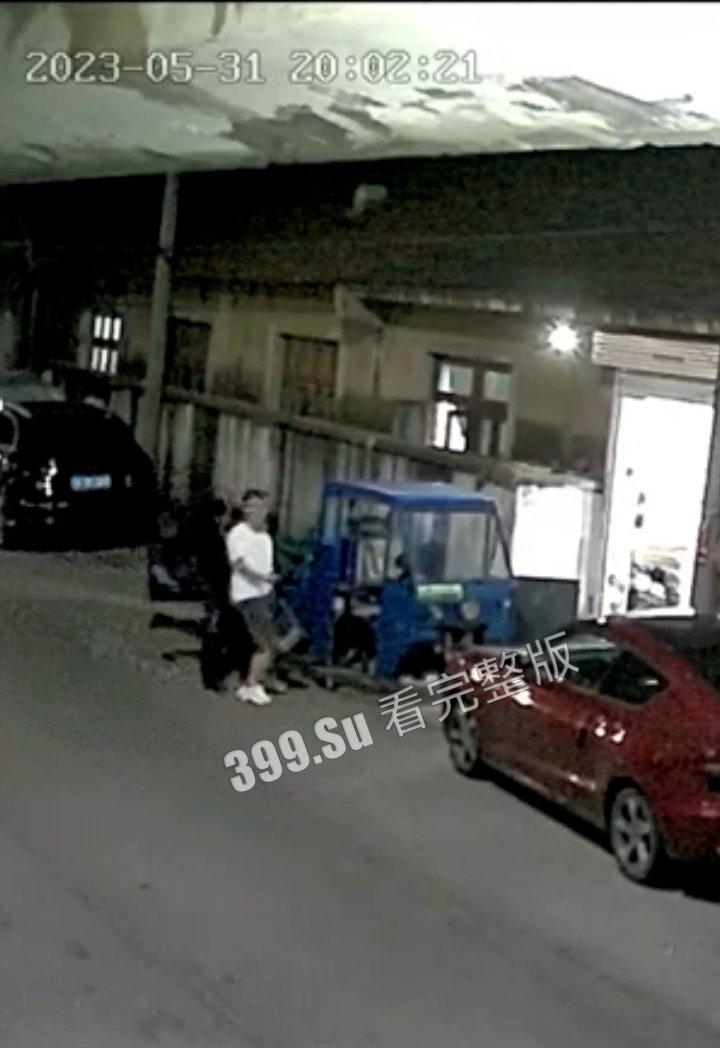 5.31江苏南通市通州区川港镇发生命案，工人为三千块杀老板两人，监控记录下残忍手段，当晚被民警逮捕-2