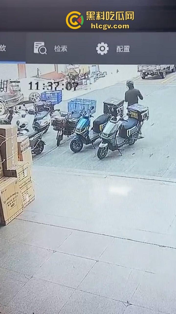 广东汕头一写字楼外卖频繁被盗 监控曝光小偷竟是同行相残-2
