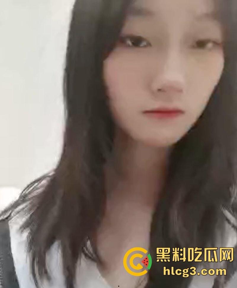 云南昆明工业职业技术学院母狗【杨佳慧】舞蹈生身材裸聊自慰被曝光!-6