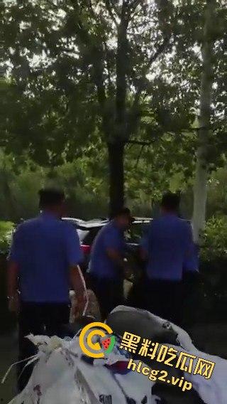 武汉城管打人？官方回应：不好意思，城管是冒充的！-1