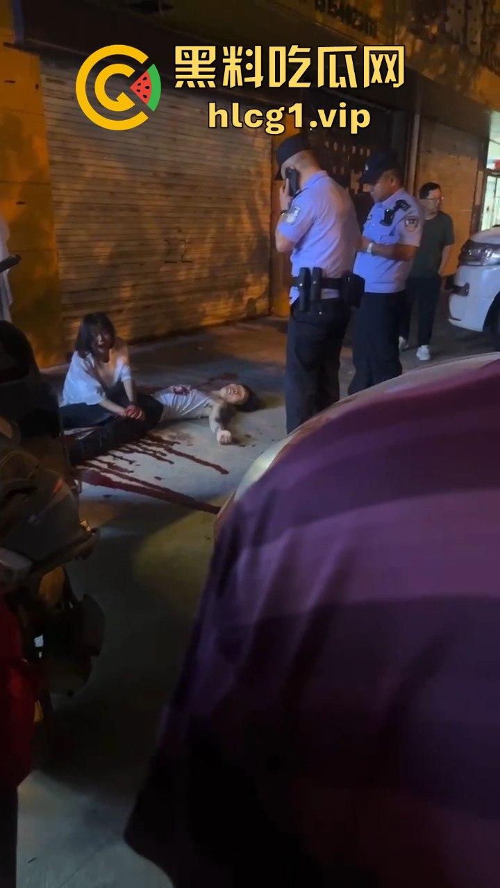 龙湾血腥惨剧！学生斗殴升级，胳膊被生生砍下，校园暴力失控震撼全城！-2