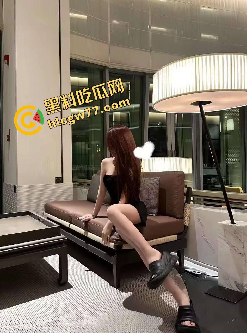 京城富哥G哥御姐嫩妹通杀调教,夜夜换女不重样,兄弟联动双人轮番喂鸡,豪宅开啪局征服全京骚逼!-1