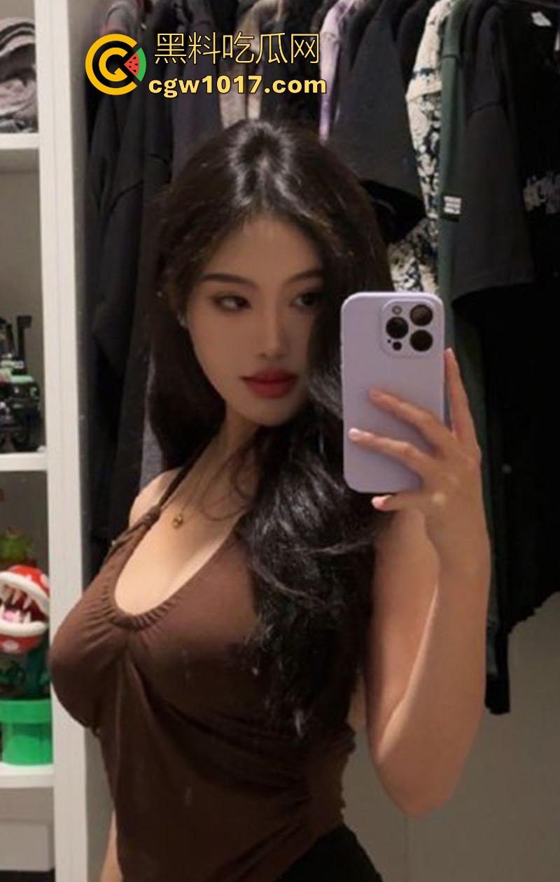 富二代约炮调教深圳极品车模，高颜值御姐化身小骚猫，SM捆绑足交贞操笼轮番上阵，白虎嫩穴无套狂操。很反差!-2