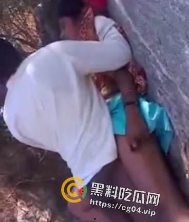真实强奸！ 永远少不了印度阿三和黑鬼的身影  女人反应绝对刺激-6