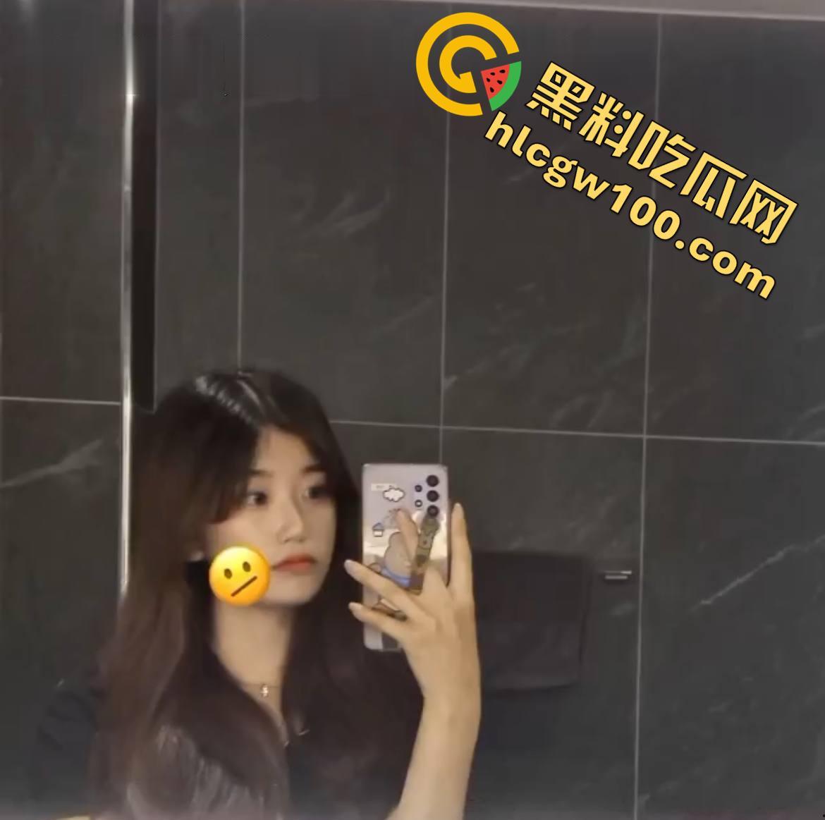 北京语言大学韩国留学生【朴彩恩】，被掐脖爆操直接收下当狗，命令每天自慰插穴-1