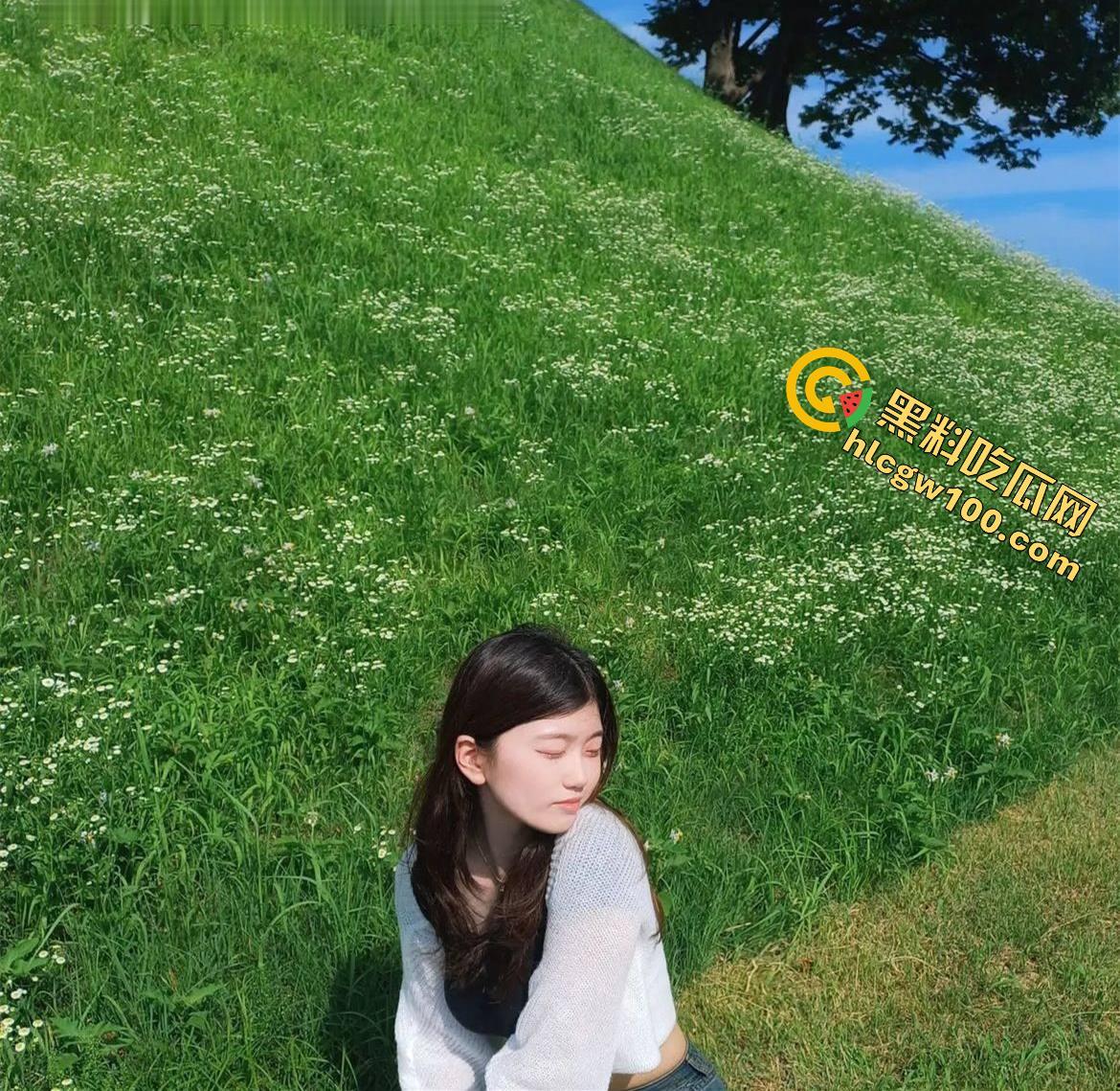 北京语言大学韩国留学生【朴彩恩】，被掐脖爆操直接收下当狗，命令每天自慰插穴-4