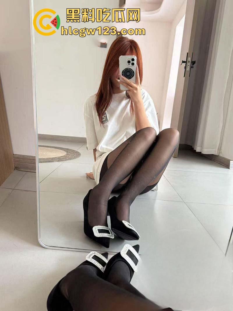 与老姐激情l乱伦 交合后仿佛打通任督骚脉 成功激发老姐淫骚本性 黑丝老姐越来越骚了！-5