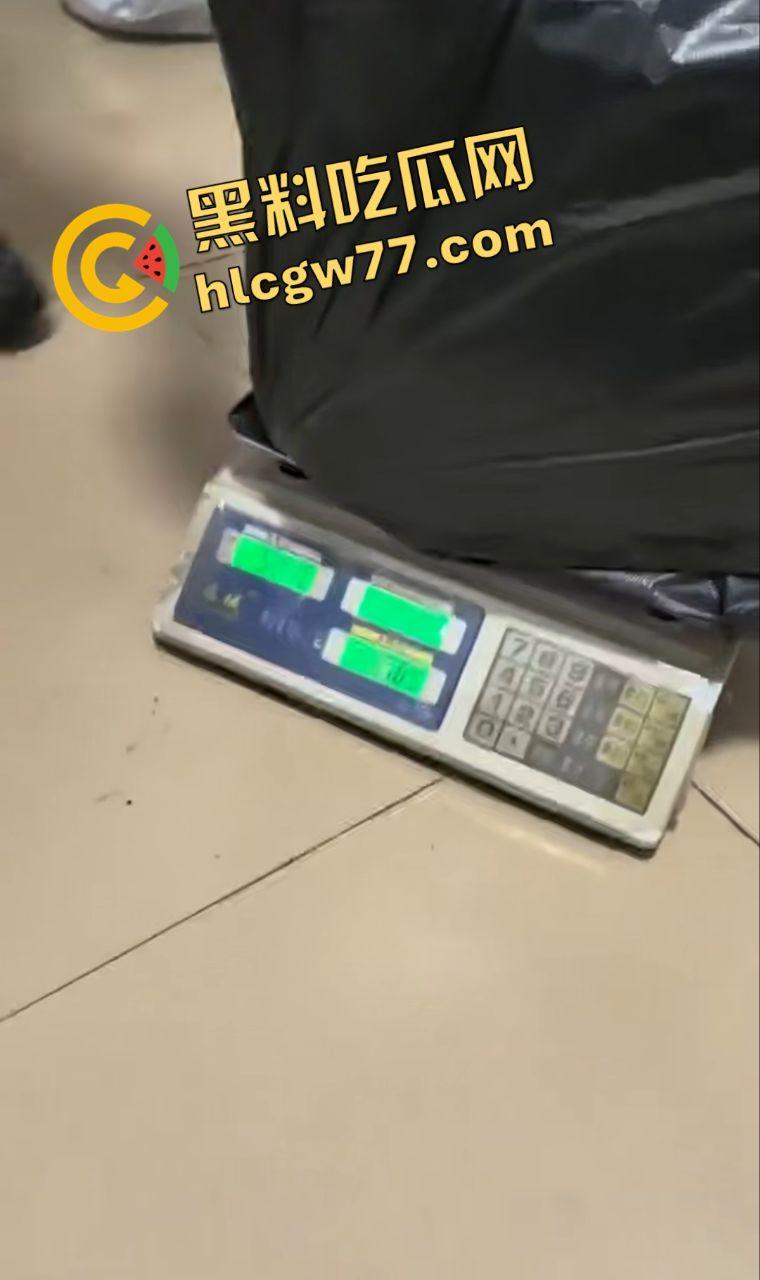 长沙酒店外卖送错房大瓜！600块美食被吃拒赔还打人！吃了还反咬赔偿金！-4