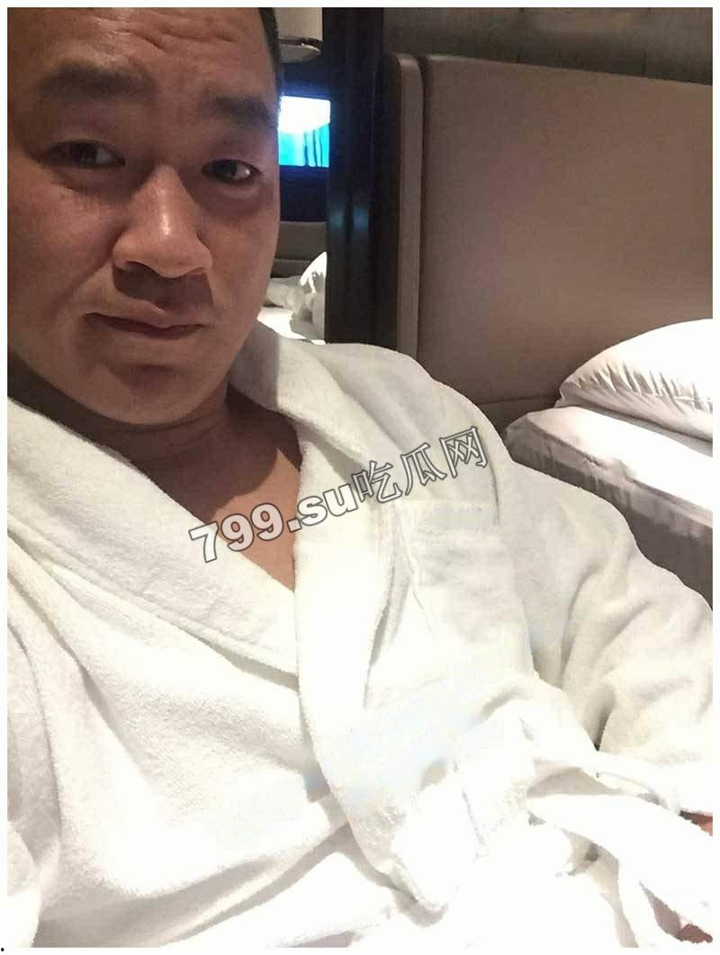 青岛气质女医生 程晔 被渣男前男友分手后曝光 与前男友性爱视频流出-1