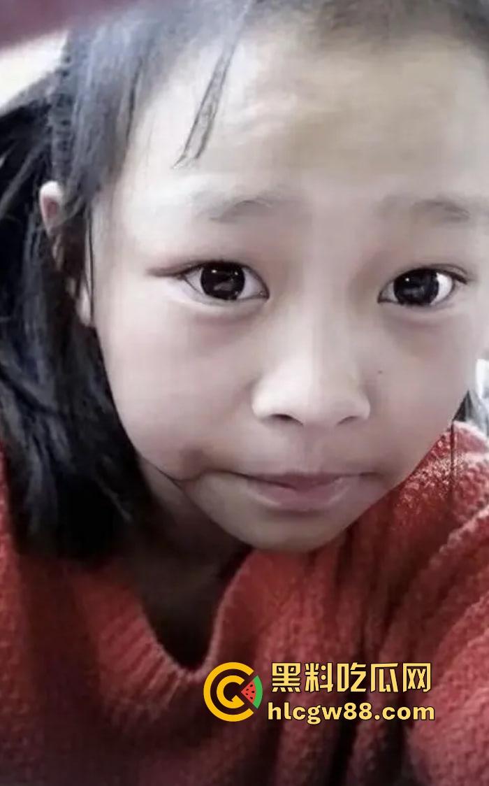 抖音【顾茜茜】精神小妹坑王，15岁判刑卖逼起家，炫富30万还洗白傅首尔，号被封活该！-4