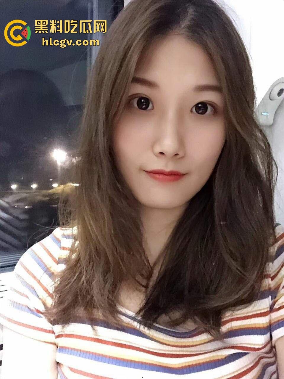 济南小情侣私拍流出！高颜值女友的极致演出，云盘泄密尽显风情！-1