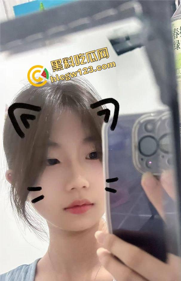 四川绵阳JK前女友私密片曝光『王涵宣』反差骚到爆，蜡烛皮鞭震动棒调教成精，淫叫像唱戏！-1