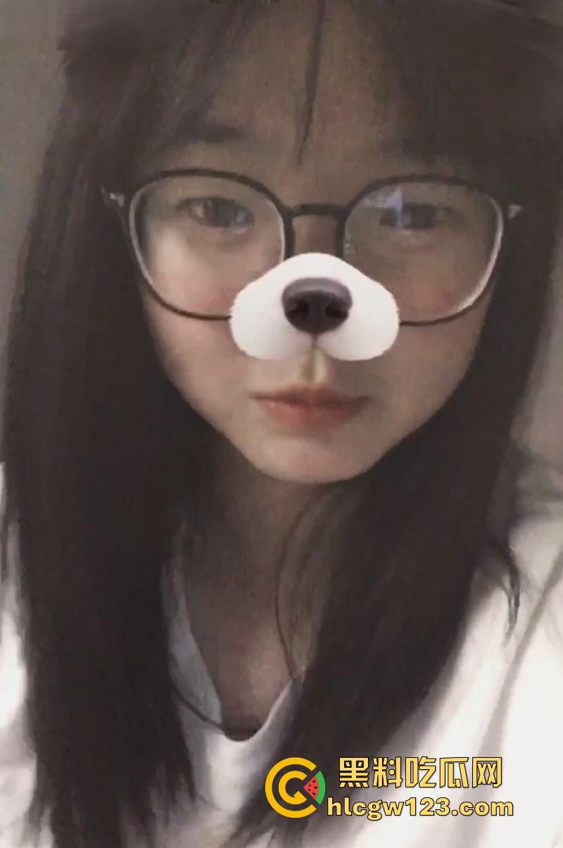 反差母狗学生妹不雅视频流出 童颜巨乳微胖身材 网调自慰秀双峰 淫水如泉水狂喷！-1