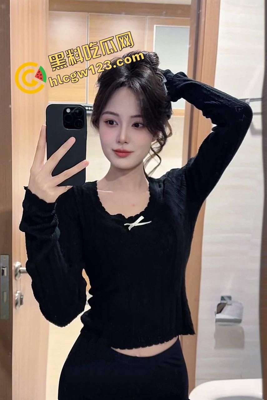 海纳百川的不是气度，是胸，这对大肉蛋上蹿下跳，撞得人脑瓜仁疼，一般人根本扛不住！-1