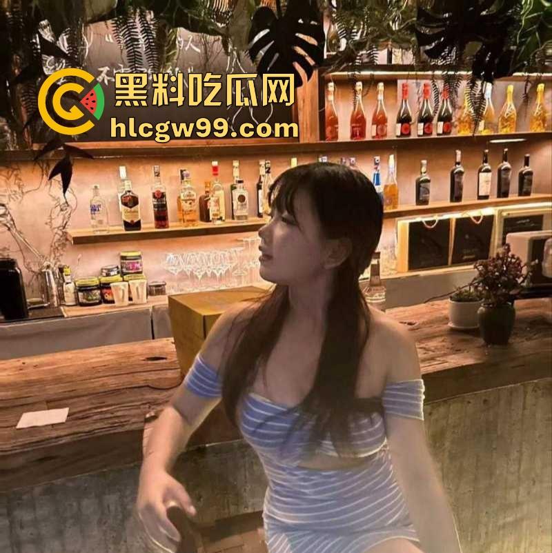 穿着校服的福建女高中生【王轶】与男友偷吃禁果视频泄密，嫩得逼人，肏得爽歪歪，果然女孩就是比女人更嫩！-12