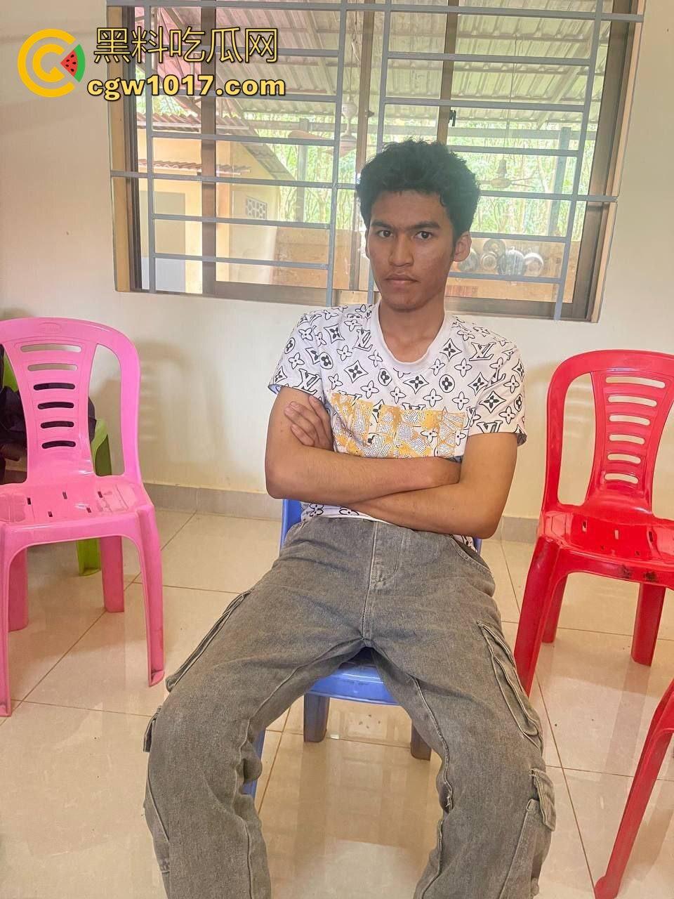 柬埔寨磅湛省灭门惨案 吸毒男子因争吵直接纵火砍人 造成9人死亡 包括一名5岁女童 老婆的娘家无一生还！-2