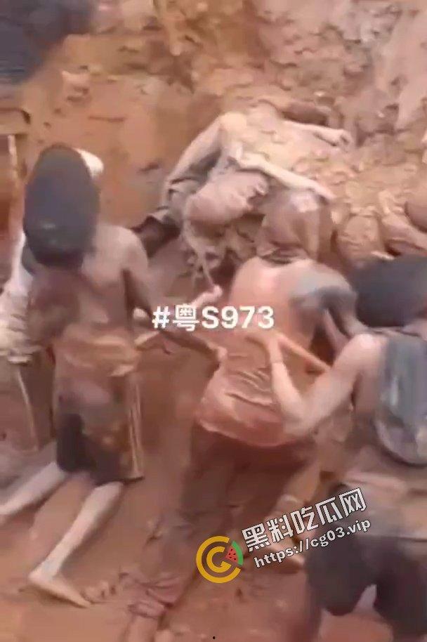 苏里南矿场坍塌事故现场画面曝光 尸体堆成山 惨不忍睹！！！-3