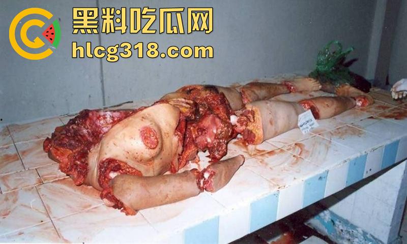 南美毒枭真实肢解女人现场,不枪毙直接割喉砍头,活生生直接割头卸四肢,全程绝望惨叫,胆小者勿入!-4