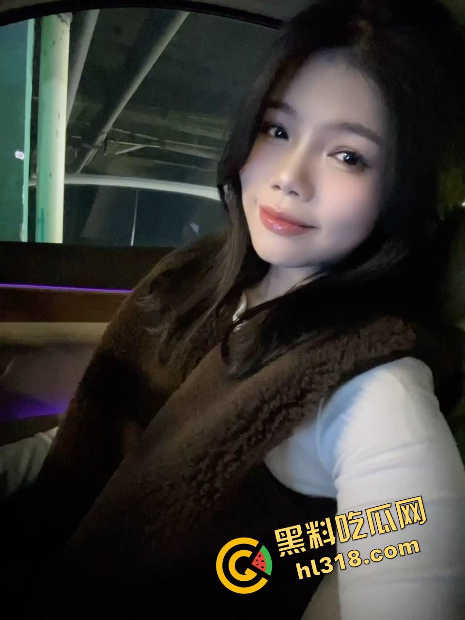 野外车震把骚母狗调教到极致,没扩阴道具直接拿挡杆用,整个挡杆被吞进去,每次挂挡思想不纯洁了!-6