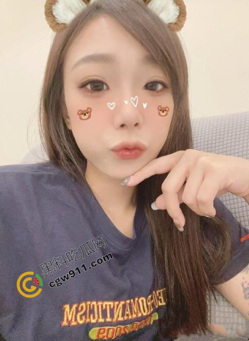 山东美艳牙医萧晴晴邂逅巨屌富豪暗地偷欢，女友劈腿劲爆性爱视频遭男友曝光，众人围观啧啧称奇！-3