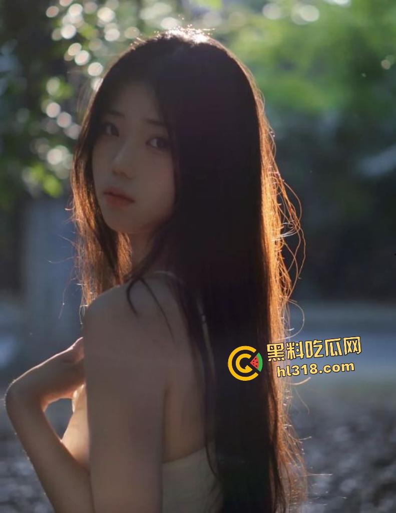 青岛长发文学硕士美女下海！揉胸掰穴挑逗金主，温柔呻吟被操到高潮，宛如坠入欲海的仙子！-2