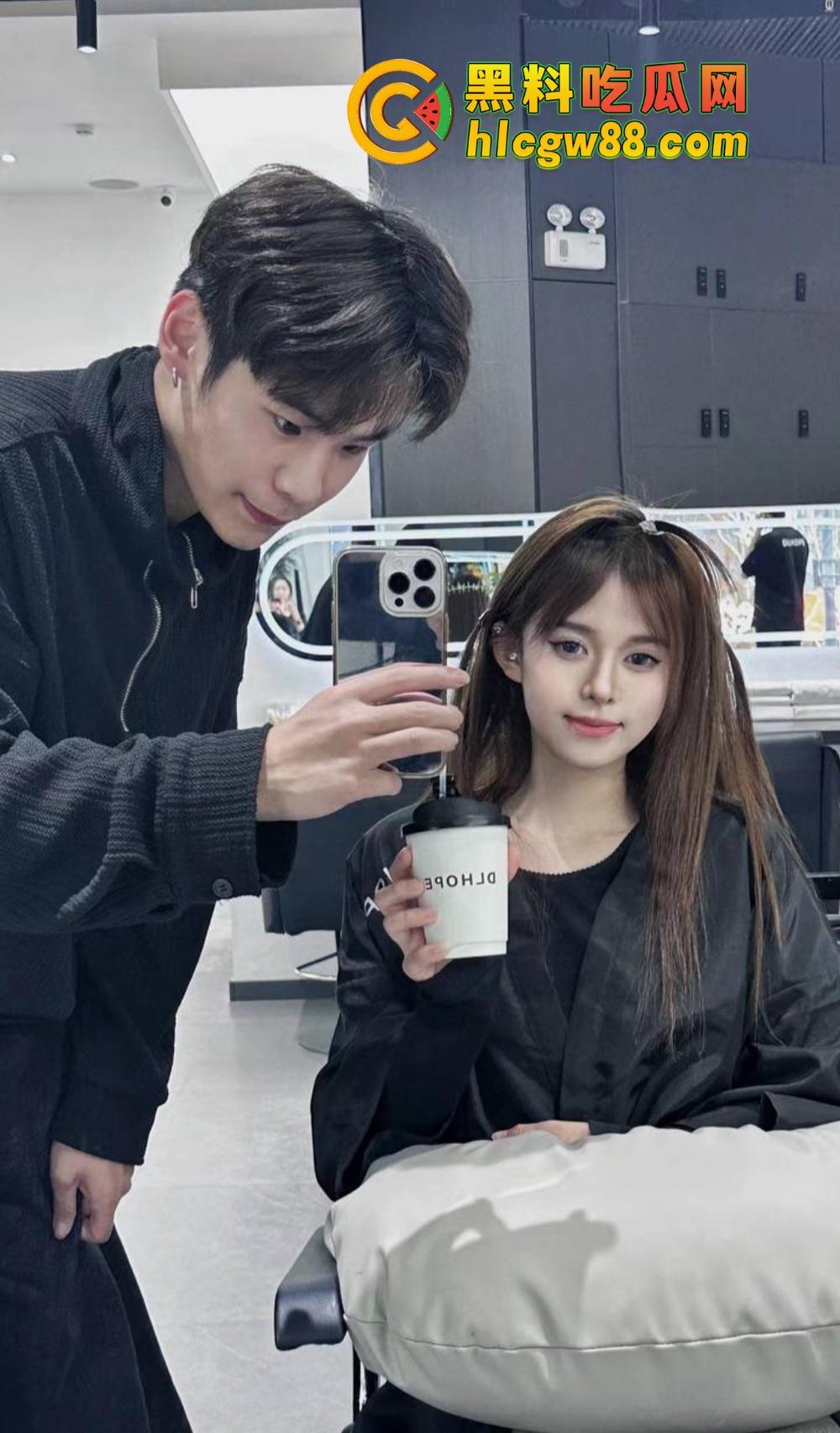 杭州美院大二骚货『李茹雪』抖S网调主人遥控操逼，小皮衣黑丝水晶棒插出白浆，宿舍帘后忍叫不敢出声！-5