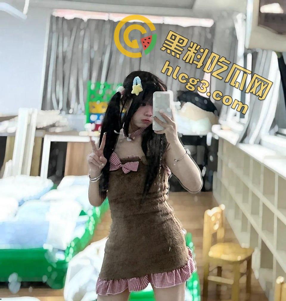 湖北省宜昌市二中高三女学生『郑玉琪』一千元就献出了初夜  还被渣男录制性爱视频-5