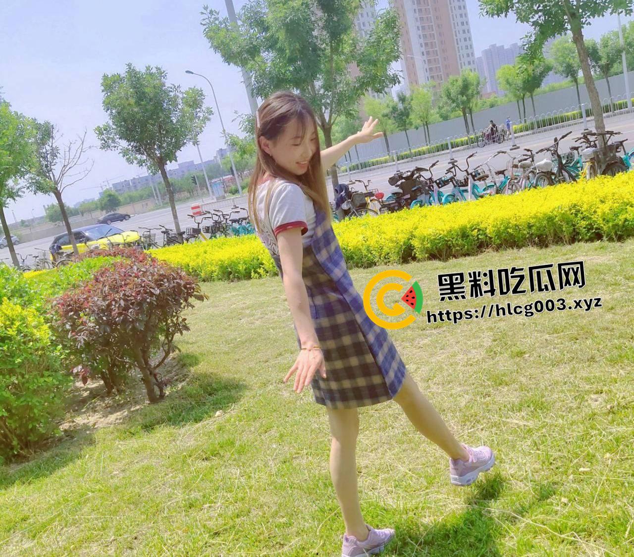 天津工程职业技术学院【王昕旭】毕业后私密视频被男友流出 反差嫩妹 制服play 被操爽了还害羞-4