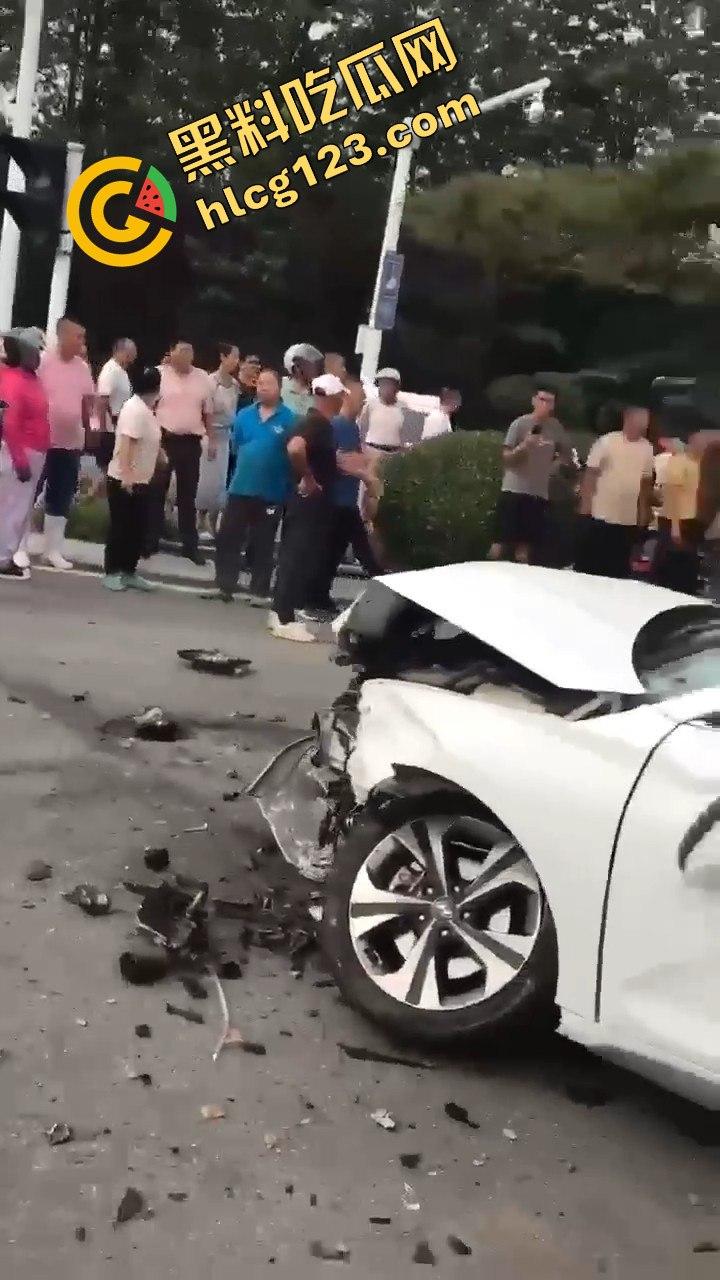 江苏泗洪惊魂一幕！男子送妹妹上学突发疾病，酿成悲剧！-5