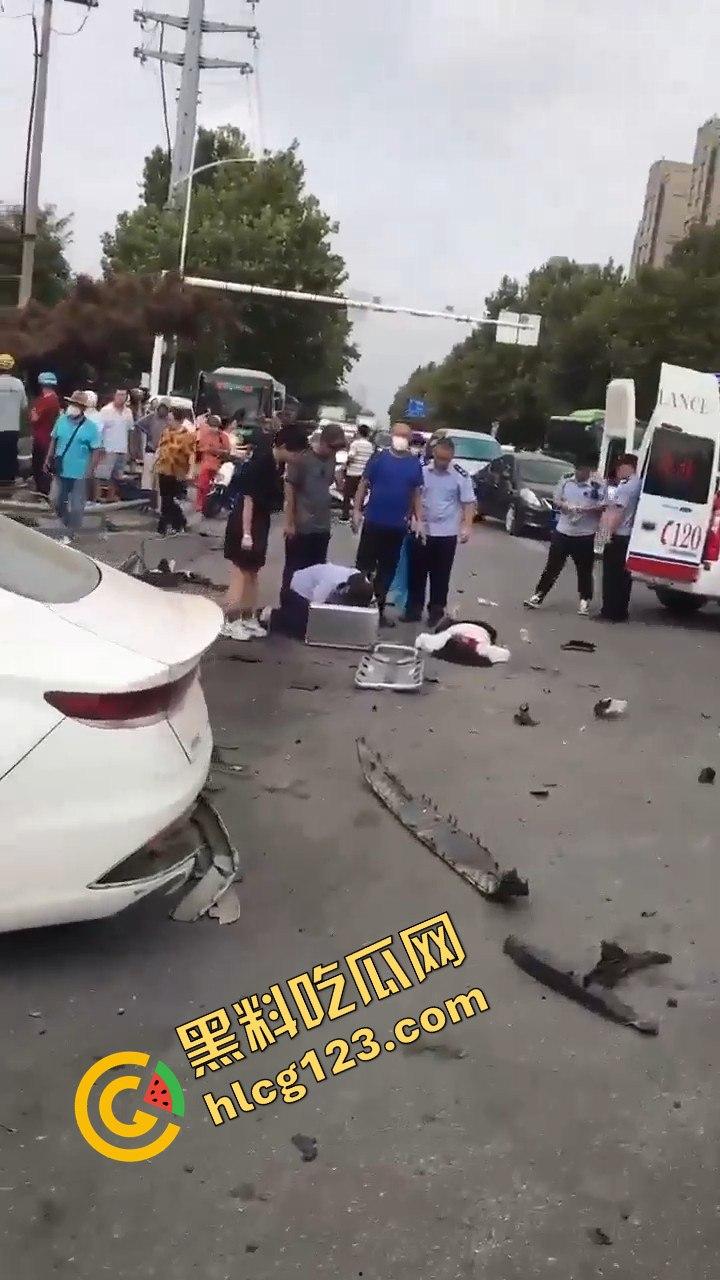 江苏泗洪惊魂一幕！男子送妹妹上学突发疾病，酿成悲剧！-8