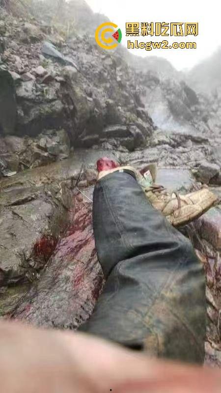 户外探险又出事！四川驴友九峰山登山坠崖，失血过多不幸身亡！-16