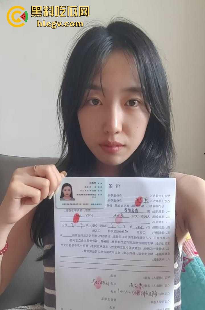 山东东营女老师【李汶芯】因欠债不还，性爱视频惨遭曝光！课上受学生欢迎，床上更是男人的最爱！-1