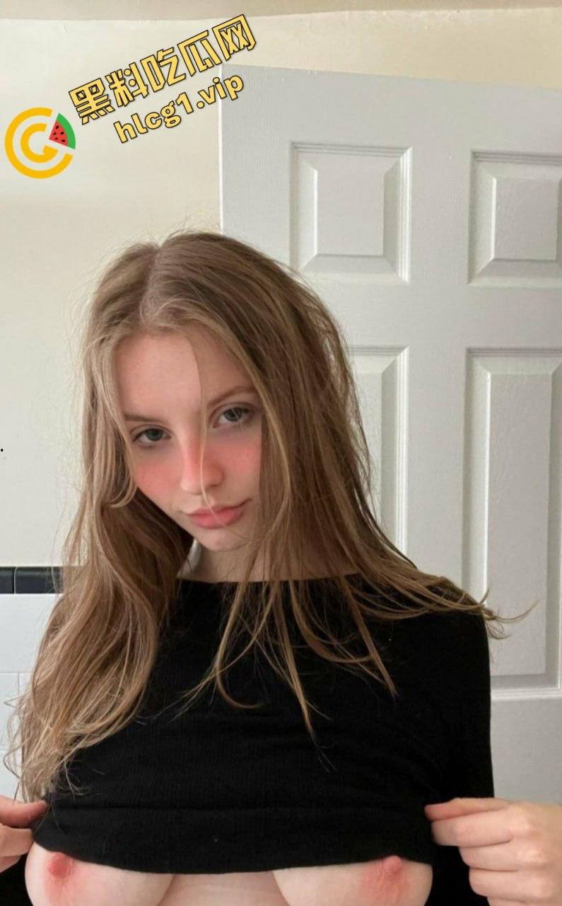 老外小萝莉太会玩！与男友吃鸡私密画面大曝光，外国萝莉还真是放得开！-6