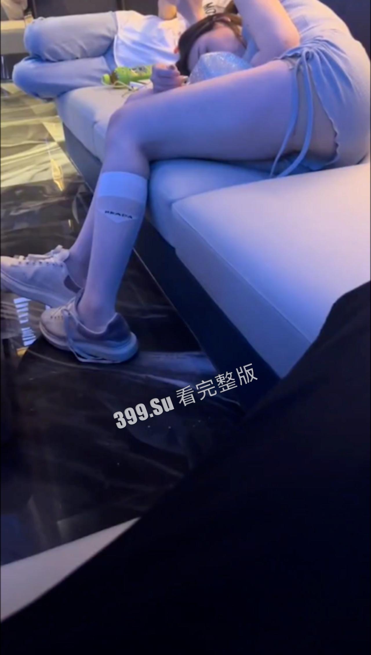 喝醉的小仙女 瘫软无力神志不清   酒后吐出心里话 想被男人当狗操（四）-5