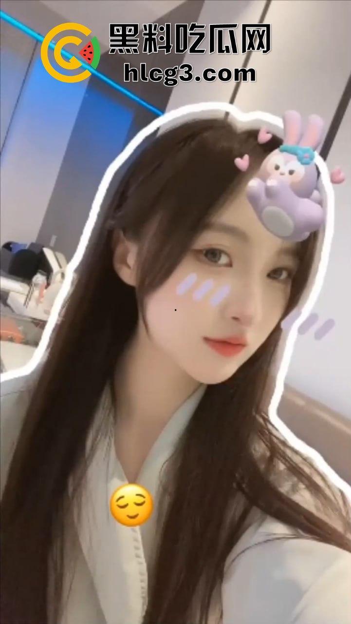 西南大学校花穆诗曼QQ裸聊泄密，性感水手服约炮内射视频曝光，直击她的淫荡一面！-3