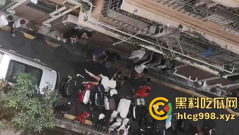 深圳离谱男自杀！上吊不够，还跳楼！楼下邻居吓得魂都飞了！-7