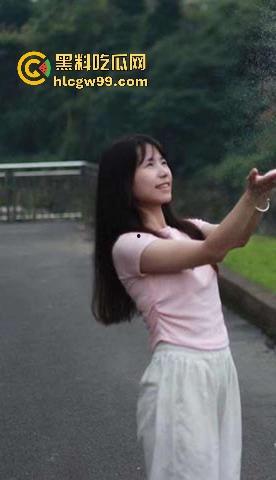 江西职业技术学院清纯学妹【秦倩倩】卫生间掰穴勾引炮友，全裸展示性感娇躯，不良视频曝光泄露，极致反差！-2