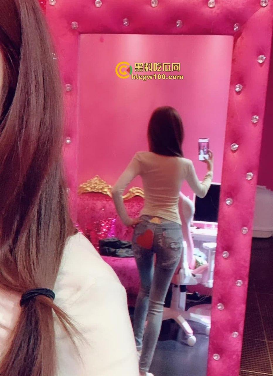 上海高颜值模特【于飒怡】约炮视频曝光，气质御姐私下超放荡，混熟后随便一撩就能操！-27